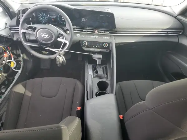 KMHLM4DG9RU736534 2024 HYUNDAI ELANTRA - Image 8