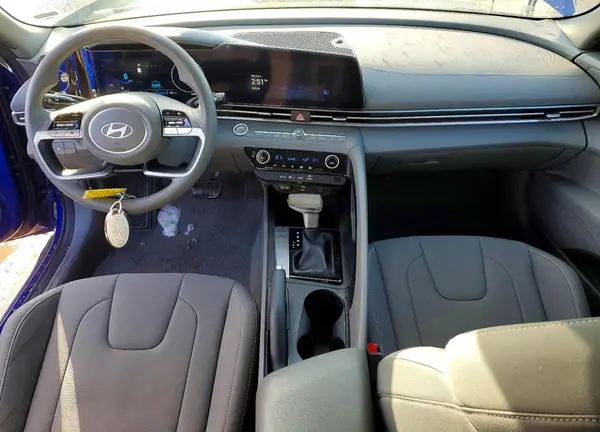KMHLM4DG9RU738462 2024 HYUNDAI ELANTRA - Image 8