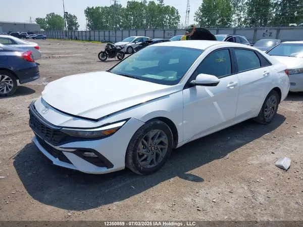 KMHLM4DG9RU739076 2024 HYUNDAI ELANTRA - Image 2