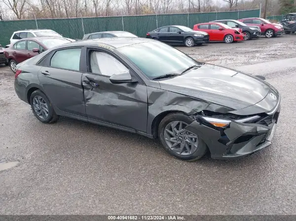 KMHLM4DG9RU742401 2024 HYUNDAI ELANTRA - Image 1
