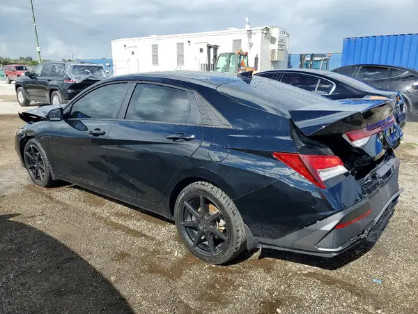 KMHLM4DG9RU745914 2024 HYUNDAI ELANTRA - Image 2