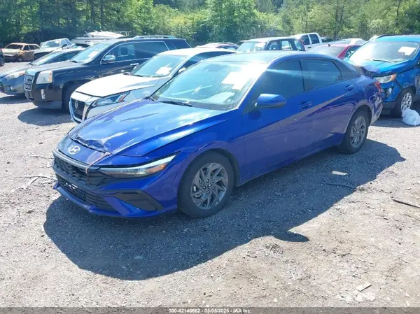 KMHLM4DG9RU751809 2024 HYUNDAI ELANTRA - Image 2