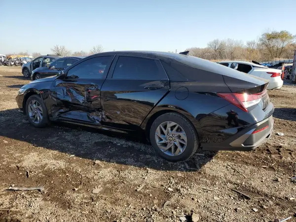 KMHLM4DG9RU752068 2024 HYUNDAI ELANTRA - Image 2