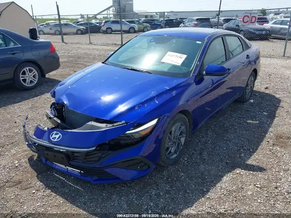 KMHLM4DG9RU752197 2024 HYUNDAI ELANTRA - Image 2