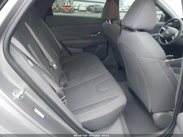 KMHLM4DG9RU753995 2024 HYUNDAI ELANTRA - Image 8