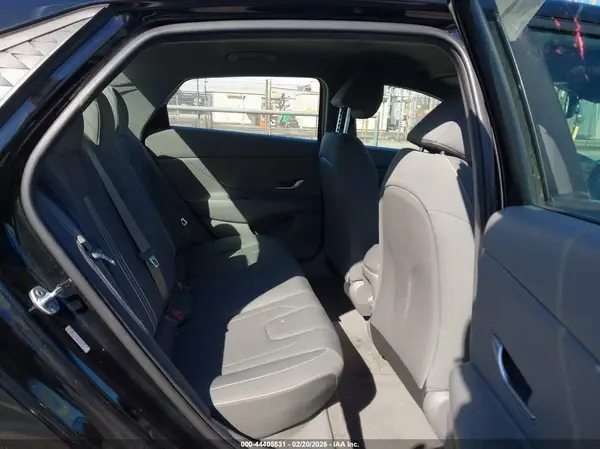 KMHLM4DG9RU762910 2024 HYUNDAI ELANTRA - Image 8