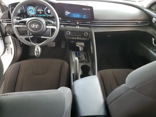 KMHLM4DG9RU764026 2024 HYUNDAI ELANTRA - Image 8