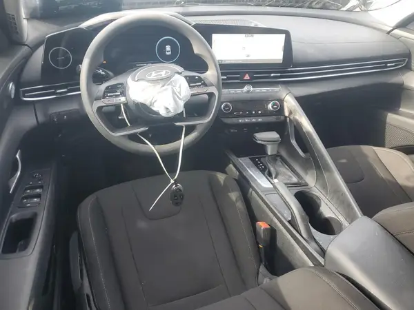 KMHLM4DG9RU770764 2024 HYUNDAI ELANTRA - Image 8