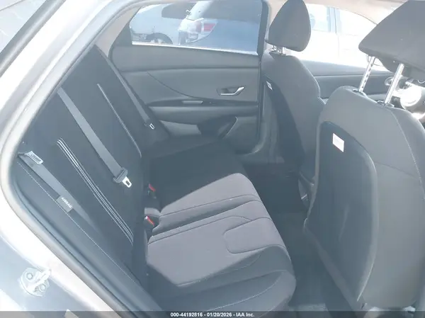 KMHLM4DG9RU777469 2024 HYUNDAI ELANTRA - Image 8