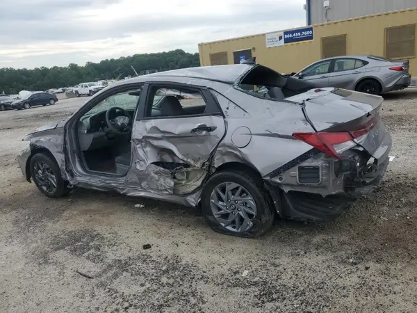 KMHLM4DG9RU780274 2024 HYUNDAI ELANTRA - Image 2