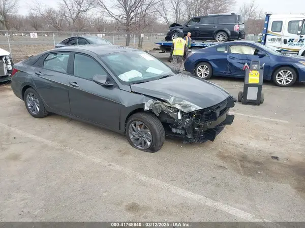 KMHLM4DG9RU784034 2024 HYUNDAI ELANTRA - Image 1
