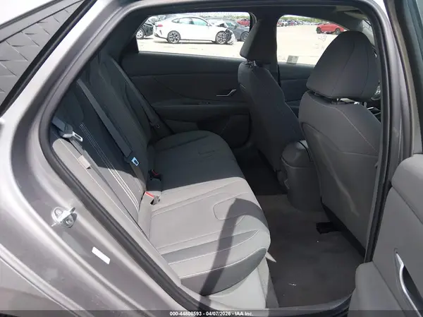 KMHLM4DG9RU789816 2024 HYUNDAI ELANTRA - Image 8