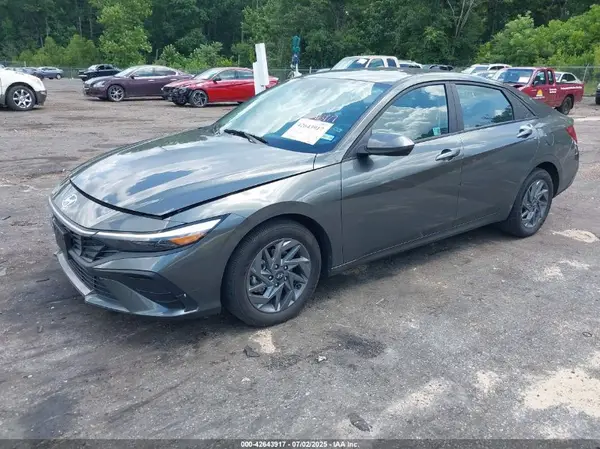 KMHLM4DG9RU790710 2024 HYUNDAI ELANTRA - Image 2