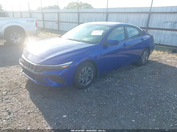 KMHLM4DG9RU797334 2024 HYUNDAI ELANTRA - Image 2
