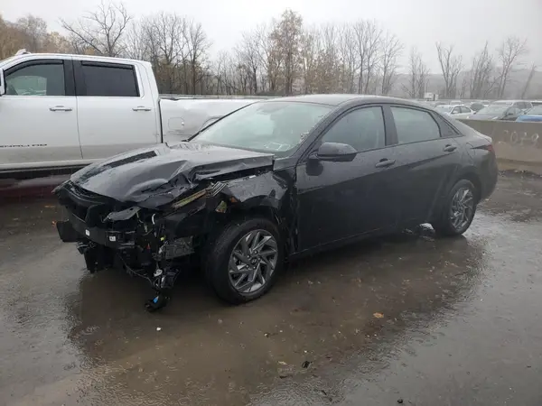 KMHLM4DG9RU810938 2024 HYUNDAI ELANTRA - Image 1