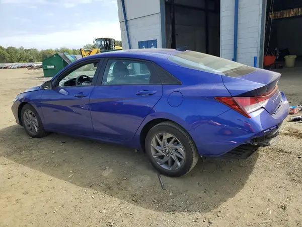 KMHLM4DG9RU811703 2024 HYUNDAI ELANTRA - Image 2