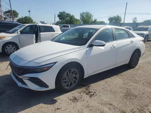 KMHLM4DG9RU812043 2024 HYUNDAI ELANTRA - Image 1