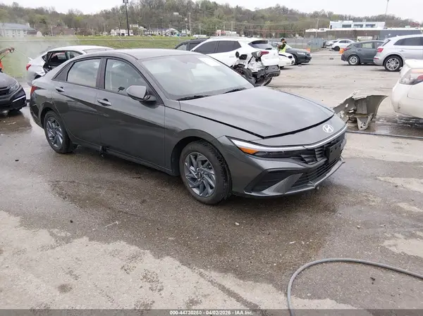 KMHLM4DG9RU816996 2024 HYUNDAI ELANTRA - Image 1
