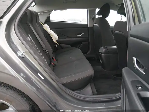 KMHLM4DG9RU816996 2024 HYUNDAI ELANTRA - Image 8