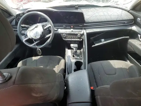 KMHLM4DG9RU819655 2024 HYUNDAI ELANTRA - Image 8
