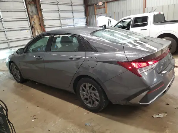 KMHLM4DG9RU819817 2024 HYUNDAI ELANTRA - Image 2