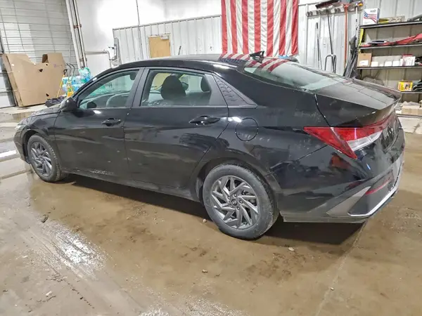 KMHLM4DG9RU823754 2024 HYUNDAI ELANTRA - Image 2