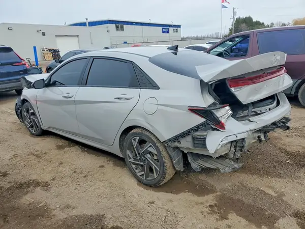 KMHLM4DG9RU827111 2024 HYUNDAI ELANTRA - Image 2