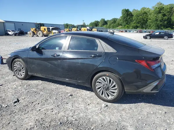 KMHLM4DG9RU835497 2024 HYUNDAI ELANTRA - Image 2