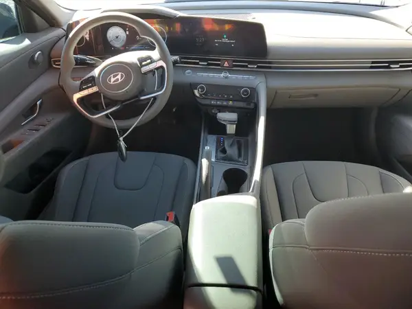 KMHLM4DG9RU835497 2024 HYUNDAI ELANTRA - Image 8