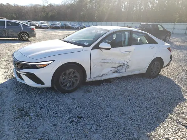 KMHLM4DG9RU836388 2024 HYUNDAI ELANTRA - Image 1