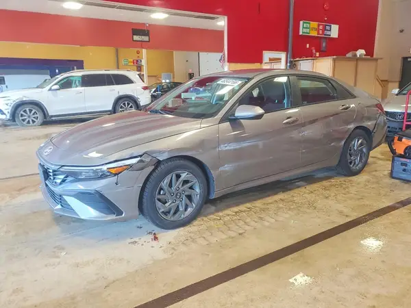 KMHLM4DG9RU837184 2024 HYUNDAI ELANTRA - Image 1