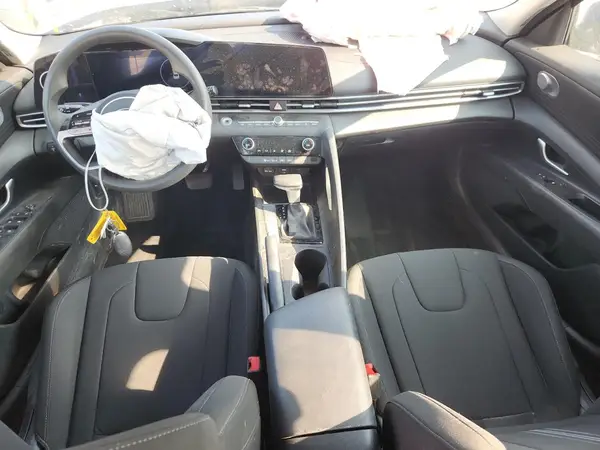 KMHLM4DG9RU839601 2024 HYUNDAI ELANTRA - Image 8