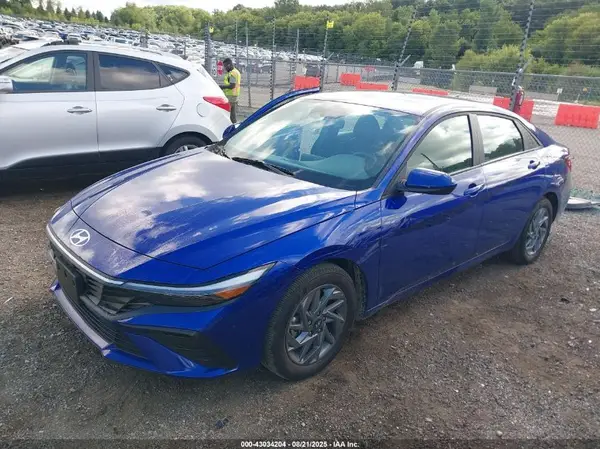 KMHLM4DG9RU839663 2024 HYUNDAI ELANTRA - Image 2