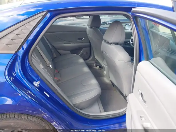 KMHLM4DG9RU839663 2024 HYUNDAI ELANTRA - Image 8