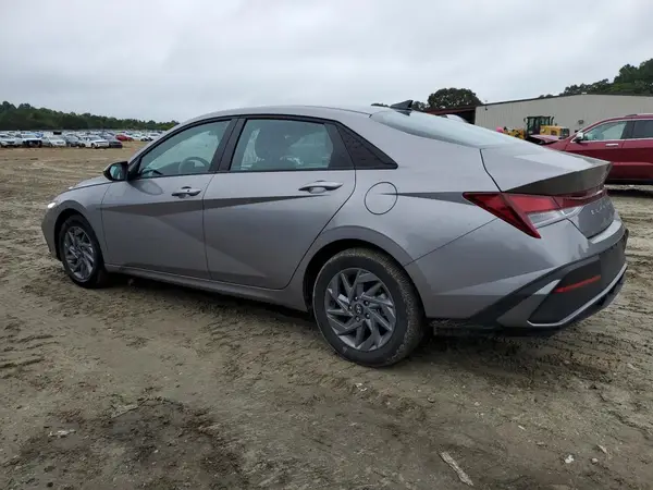KMHLM4DG9RU844412 2024 HYUNDAI ELANTRA - Image 2