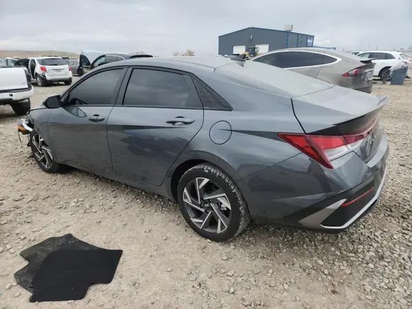 KMHLM4DG9SU000585 2025 HYUNDAI ELANTRA - Image 2