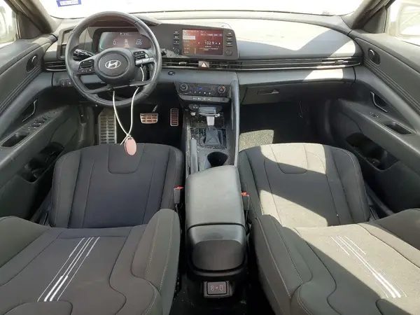 KMHLM4DG9SU009772 2025 HYUNDAI ELANTRA - Image 8