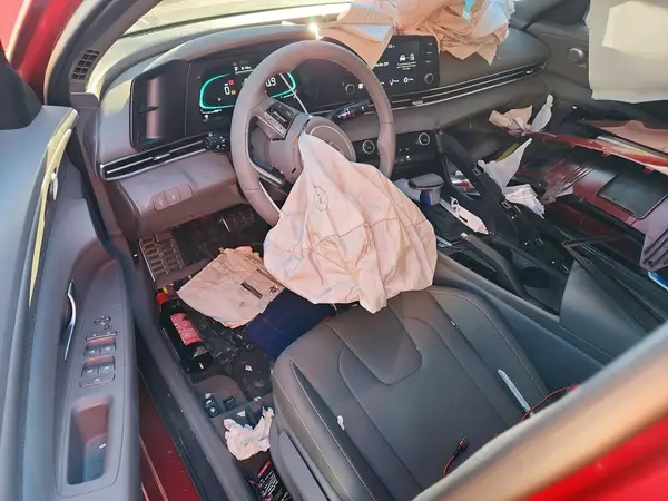 KMHLM4DG9SU018455 2025 HYUNDAI ELANTRA - Image 8