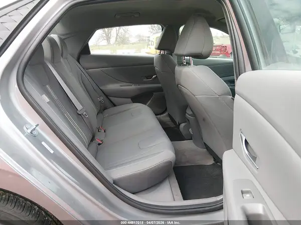 KMHLM4DG9SU029004 2025 HYUNDAI ELANTRA - Image 8