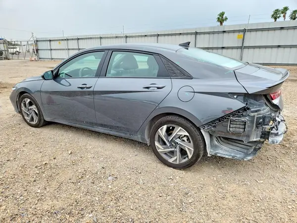 KMHLM4DG9SU029603 2025 HYUNDAI ELANTRA - Image 2