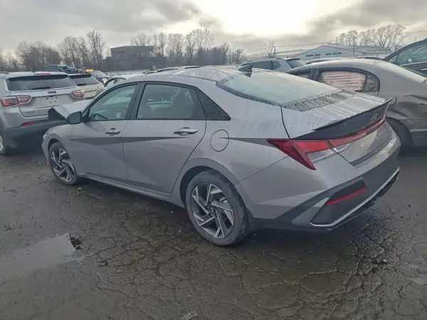 KMHLM4DG9SU040603 2025 HYUNDAI ELANTRA - Image 2