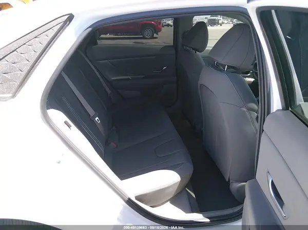 KMHLM4DG9SU046871 2025 HYUNDAI ELANTRA - Image 8