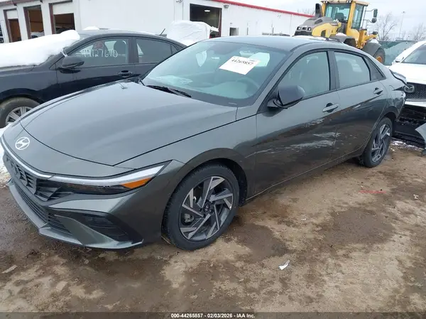 KMHLM4DG9SU064609 2025 HYUNDAI ELANTRA - Image 2