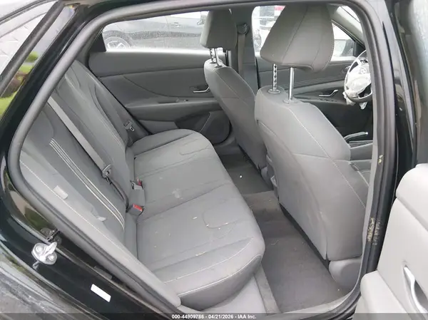 KMHLM4DG9SU067820 2025 HYUNDAI ELANTRA - Image 8