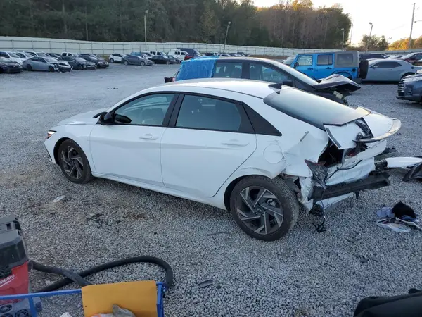 KMHLM4DG9SU070071 2025 HYUNDAI ELANTRA - Image 2