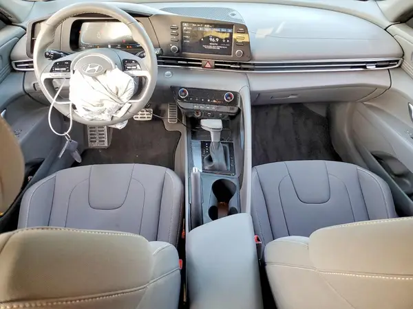 KMHLM4DG9SU075299 2025 HYUNDAI ELANTRA - Image 8