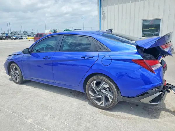 KMHLM4DG9SU083757 2025 HYUNDAI ELANTRA - Image 2