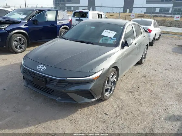 KMHLM4DG9SU086397 2025 HYUNDAI ELANTRA - Image 2