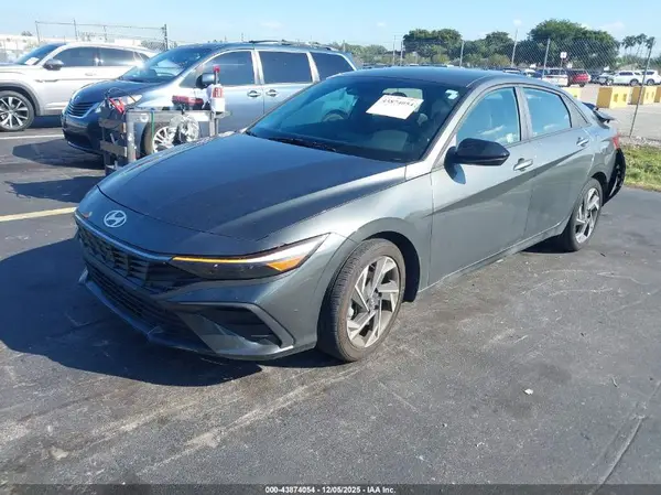 KMHLM4DG9SU865444 2025 HYUNDAI ELANTRA - Image 2