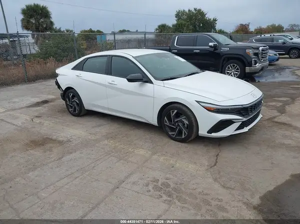 KMHLM4DG9SU866934 2025 HYUNDAI ELANTRA - Image 1